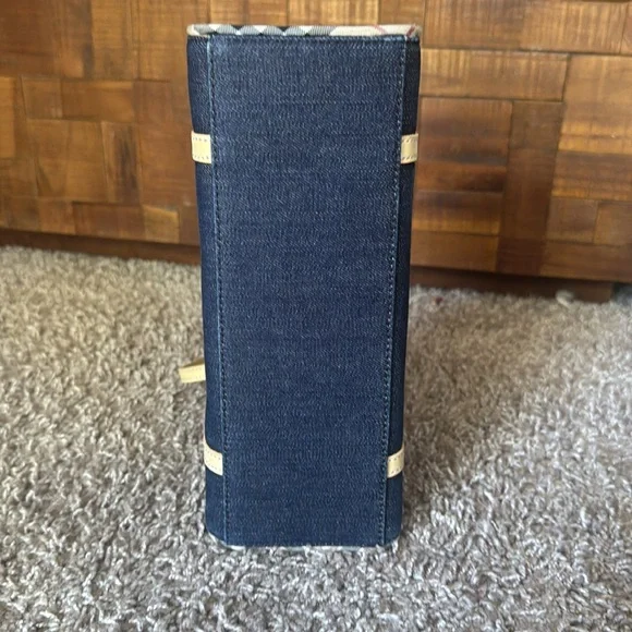 Burberry Blue Label Denim Bag, Excellent Used Condition. - Picture 4 of 6